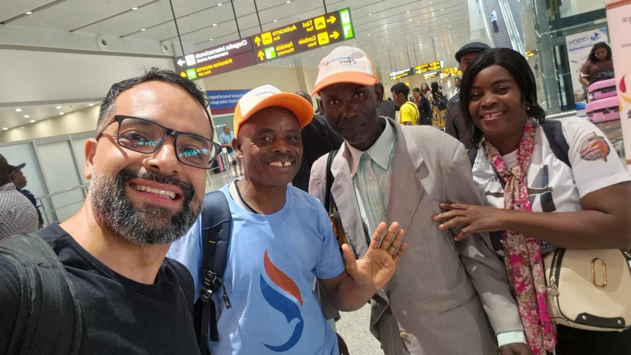 Chegada do Pastor Rodrigo Lima a Angola
