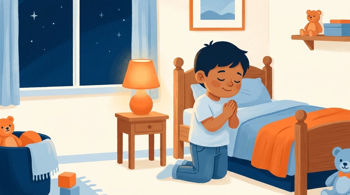Uma criança orando ajoelhada ao lado da cama, à noite, com a luz do abajur